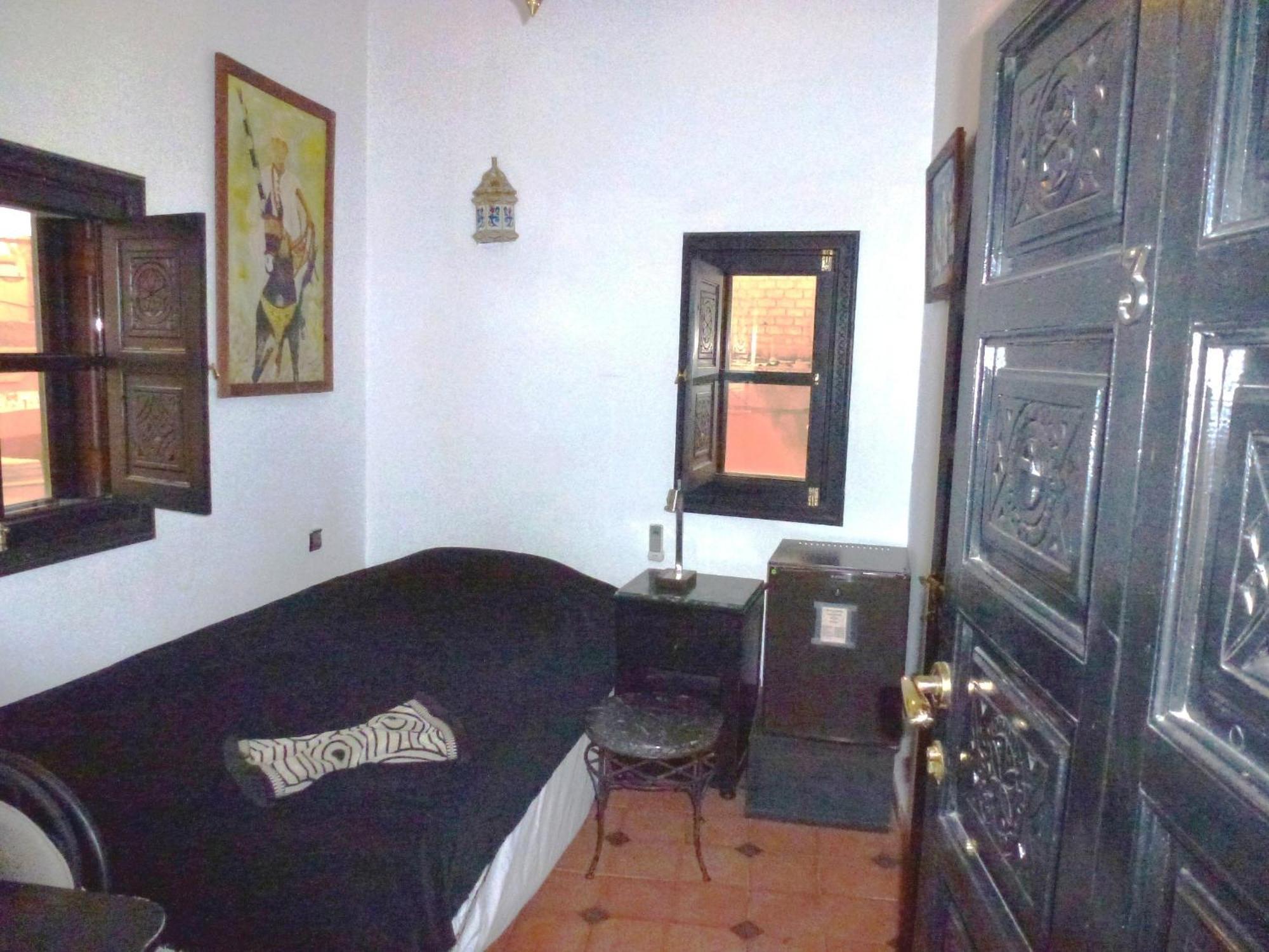 マラケシュ リヤド ラアルース Bed & Breakfast 部屋 写真